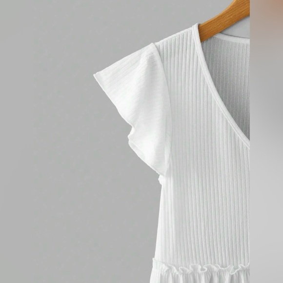 White V-Neck Ruffle Sleeve Top - Picture 4 of 6